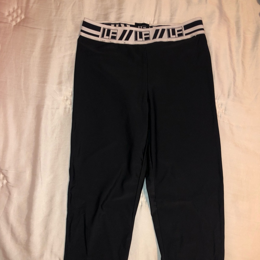 NEVER WORN LF THE BRAND WHITE TAPE SHINY LEGGINGS